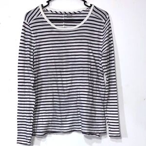 Madewell sz M Grey and White Striped Top